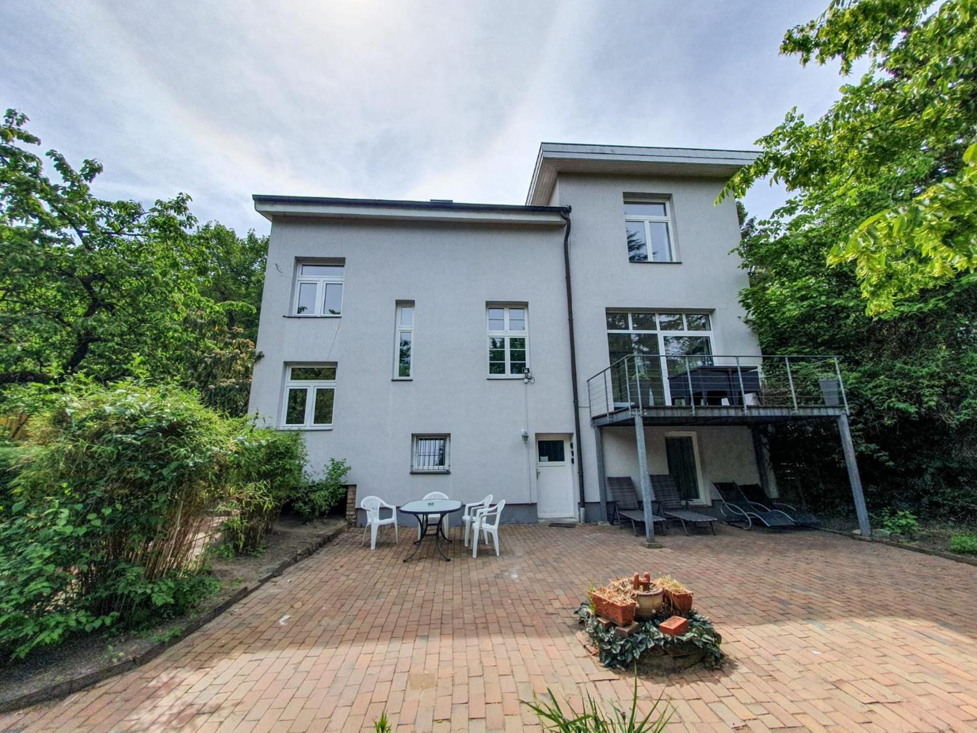 Deutsche Ostseevilla - Grosse Villa Mit Sauna, Spielplatz, Pkw-Stellplaetze, Grosser Garten Rostock Exterior photo